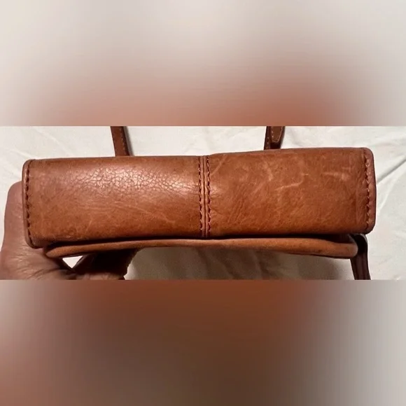 American Leather Co. Kansas Crossbody Bag Travel Classic Purse Wallet Passport - Picture 10 of 14